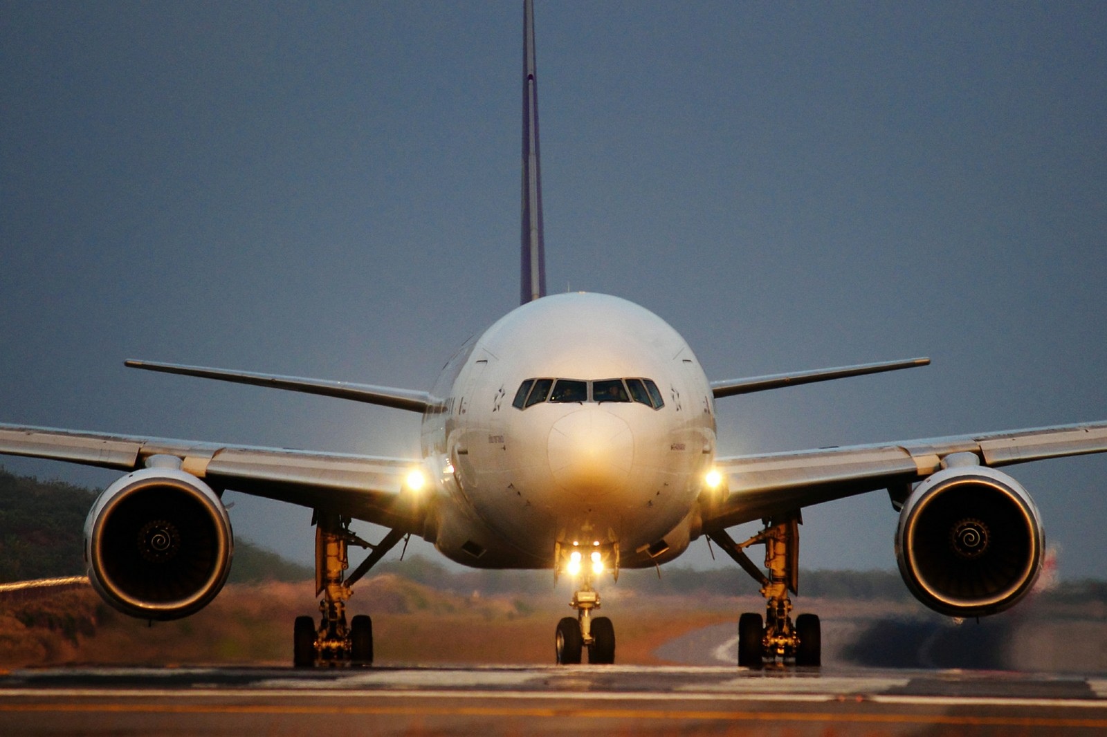 Аэропорт острова Пхукет (Phuket Airport)
